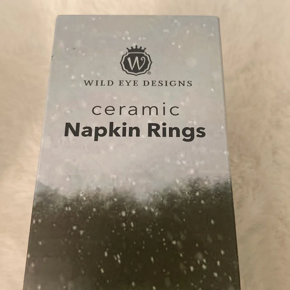 Ceramic Wreath Napkin Rings